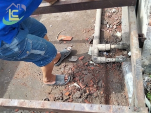 Đến ngay với công ty chuyên chống thấm tường tiếp giáp 2 nhà uy tín